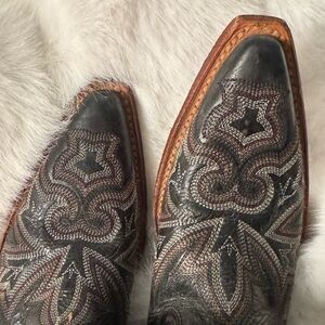 Embroidered Western Leather Boots